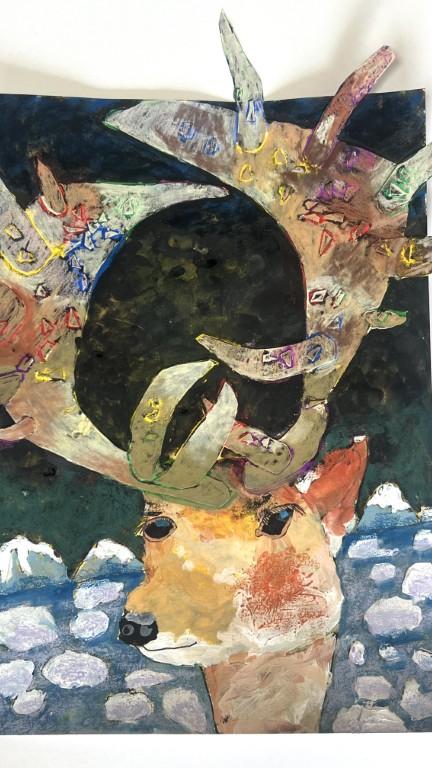 ツノが大きいシカ